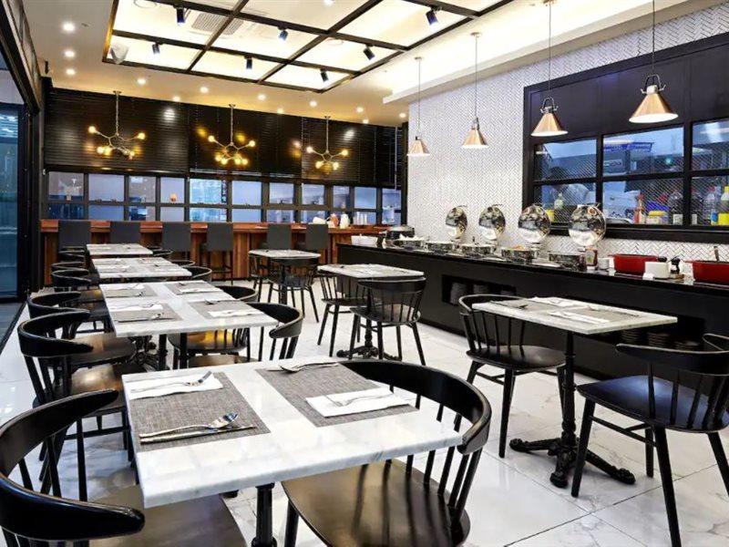 Raonstay In Perla Hotel Чинджу Экстерьер фото
