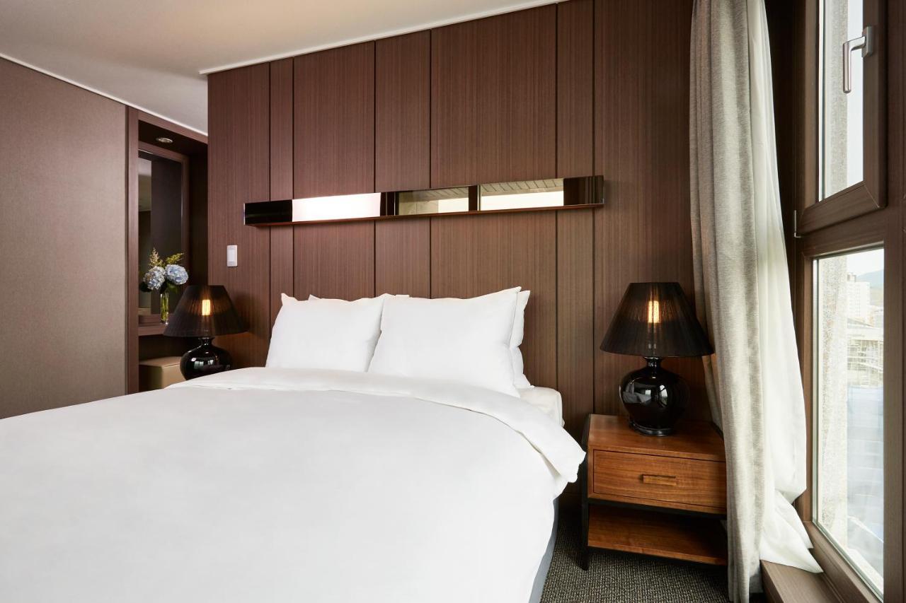 Raonstay In Perla Hotel Чинджу Экстерьер фото